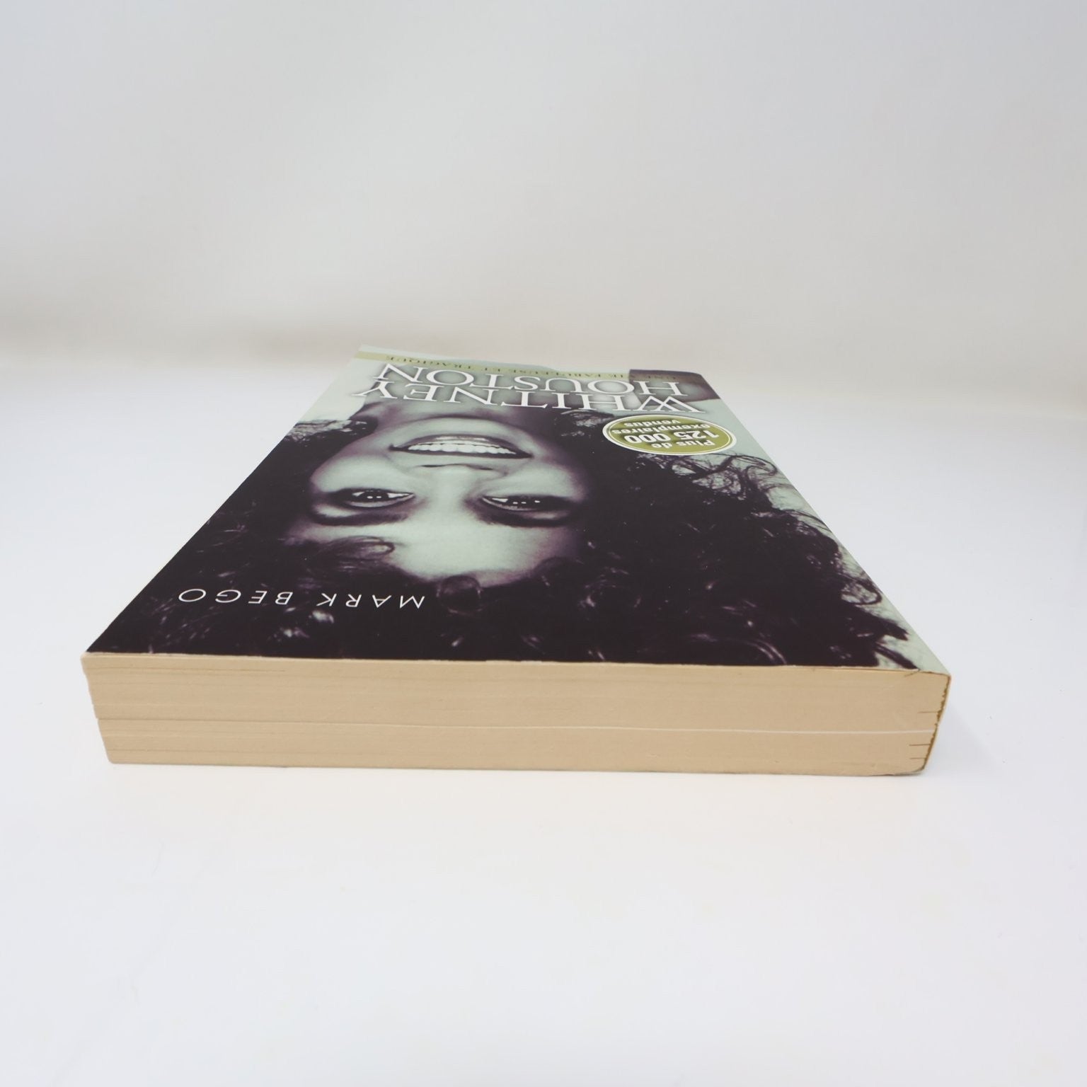 Whitney Houston Biographie 2012 Mark Bego en Français/French Les Éditeurs Réunis