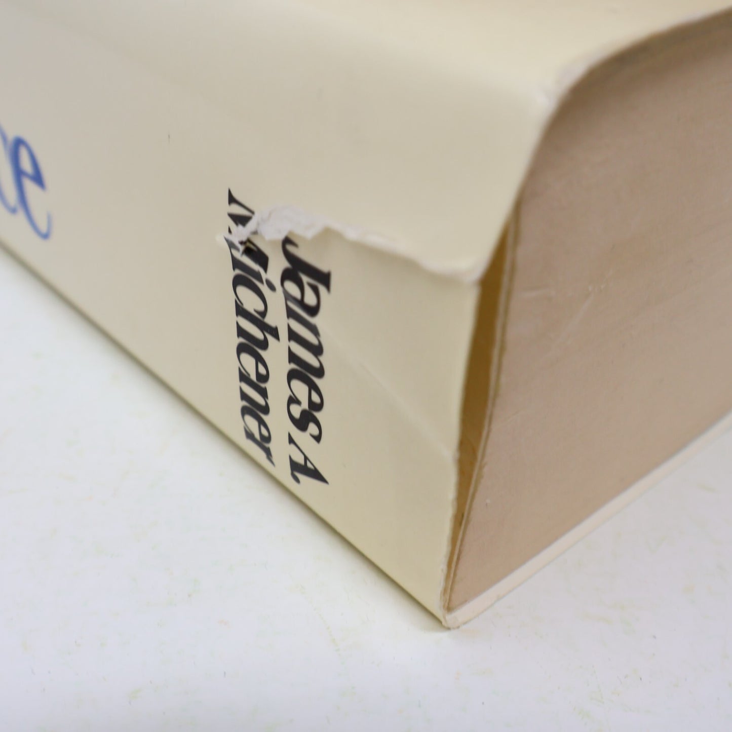 James Albert Michener Lot 2 Livres Chesapeake/L'Alliance Français French Seuil