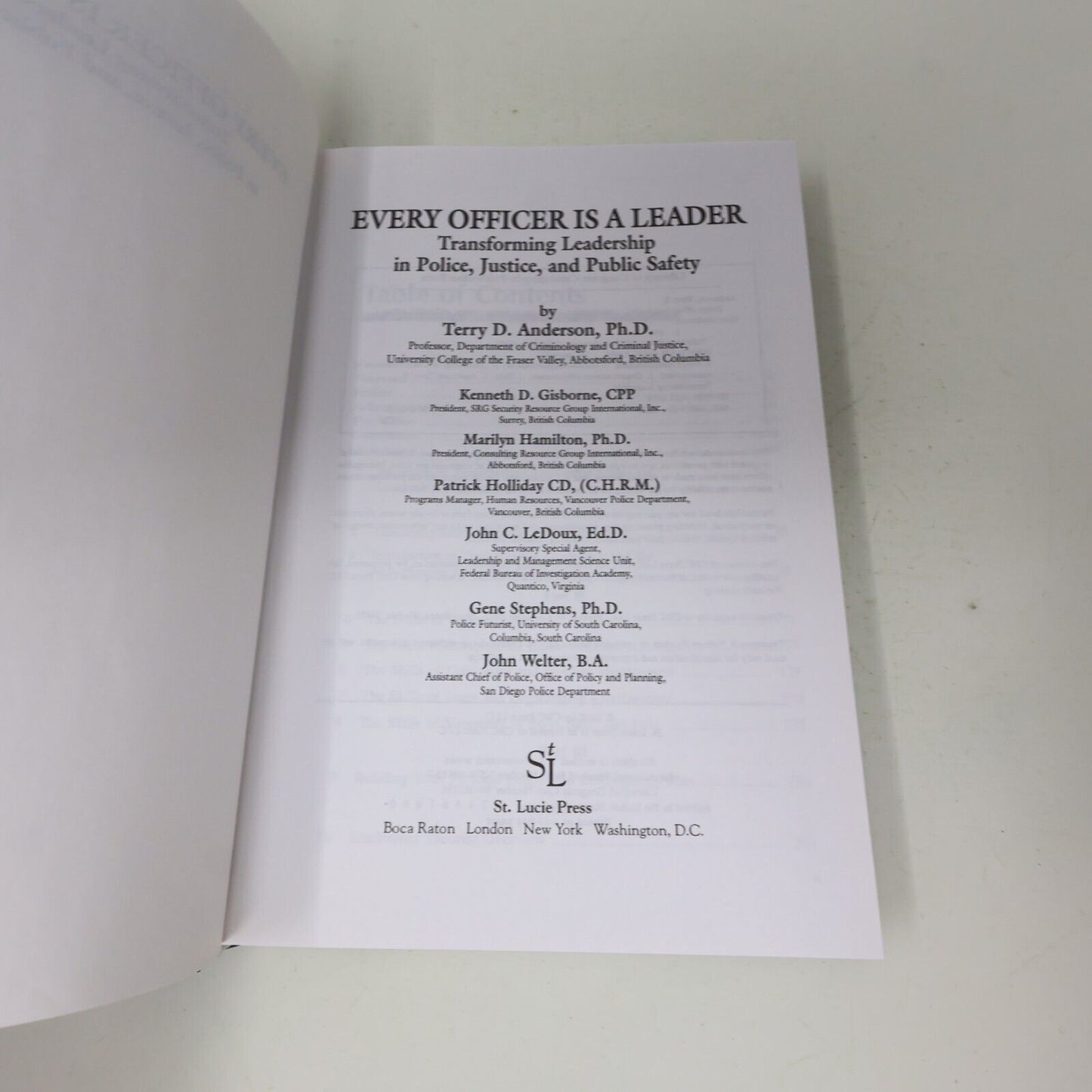 1999 Every Officer Is a Leader Terry Anderson Justice Police Public Safety Book