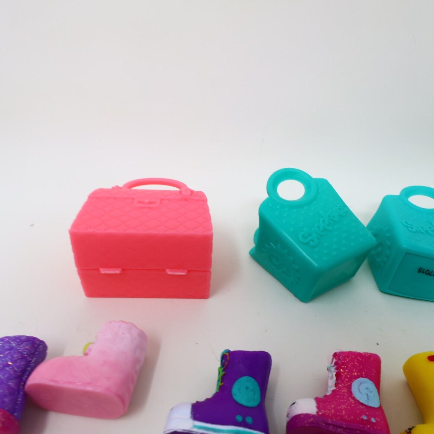 Lot of 21 Shopkins Figures Toys Mixed Boots Shoes High Heels Baskets Moose