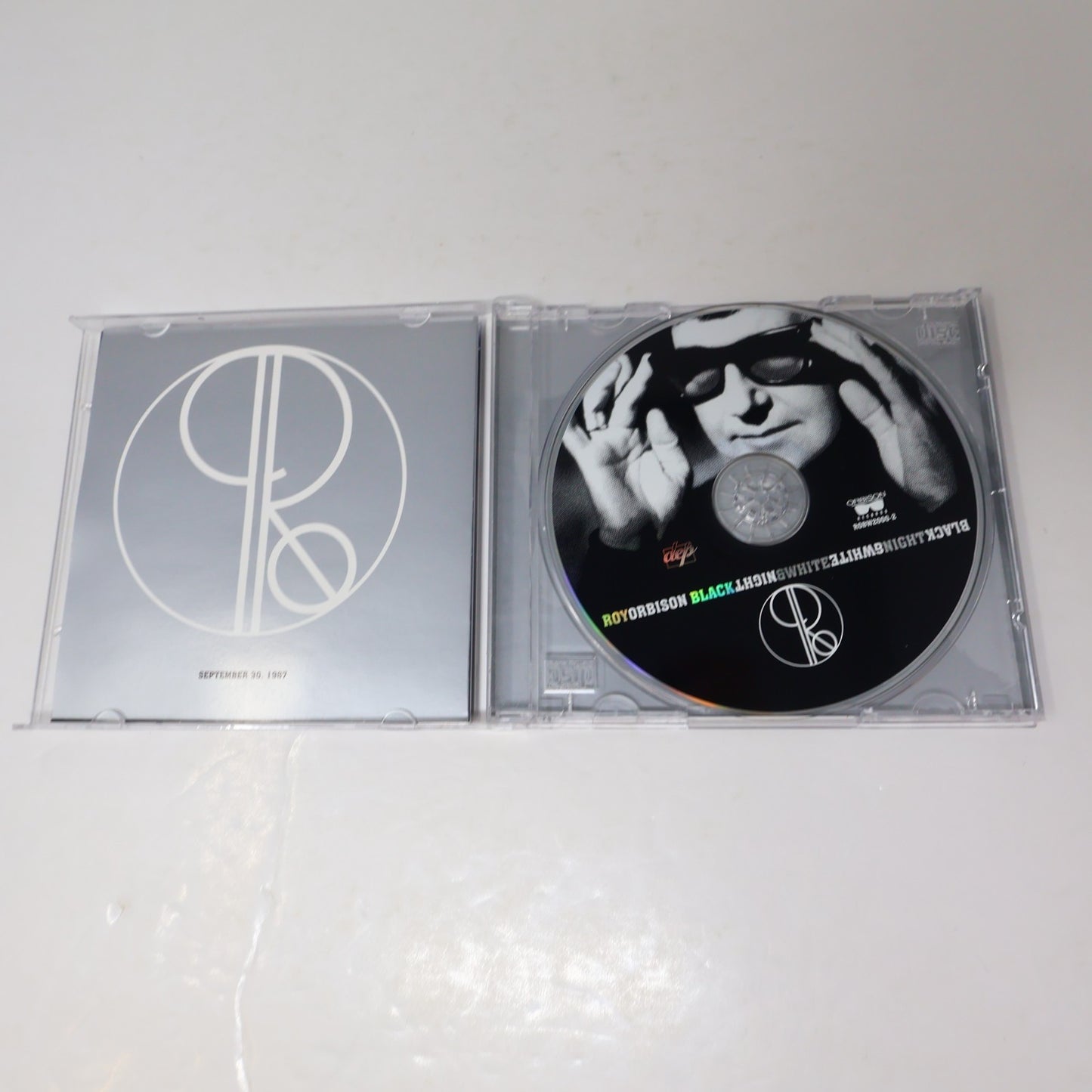 Roy Orbison 2 CDs Lot Black & White Night/For the Lonely 18 Greatest Hits Pop