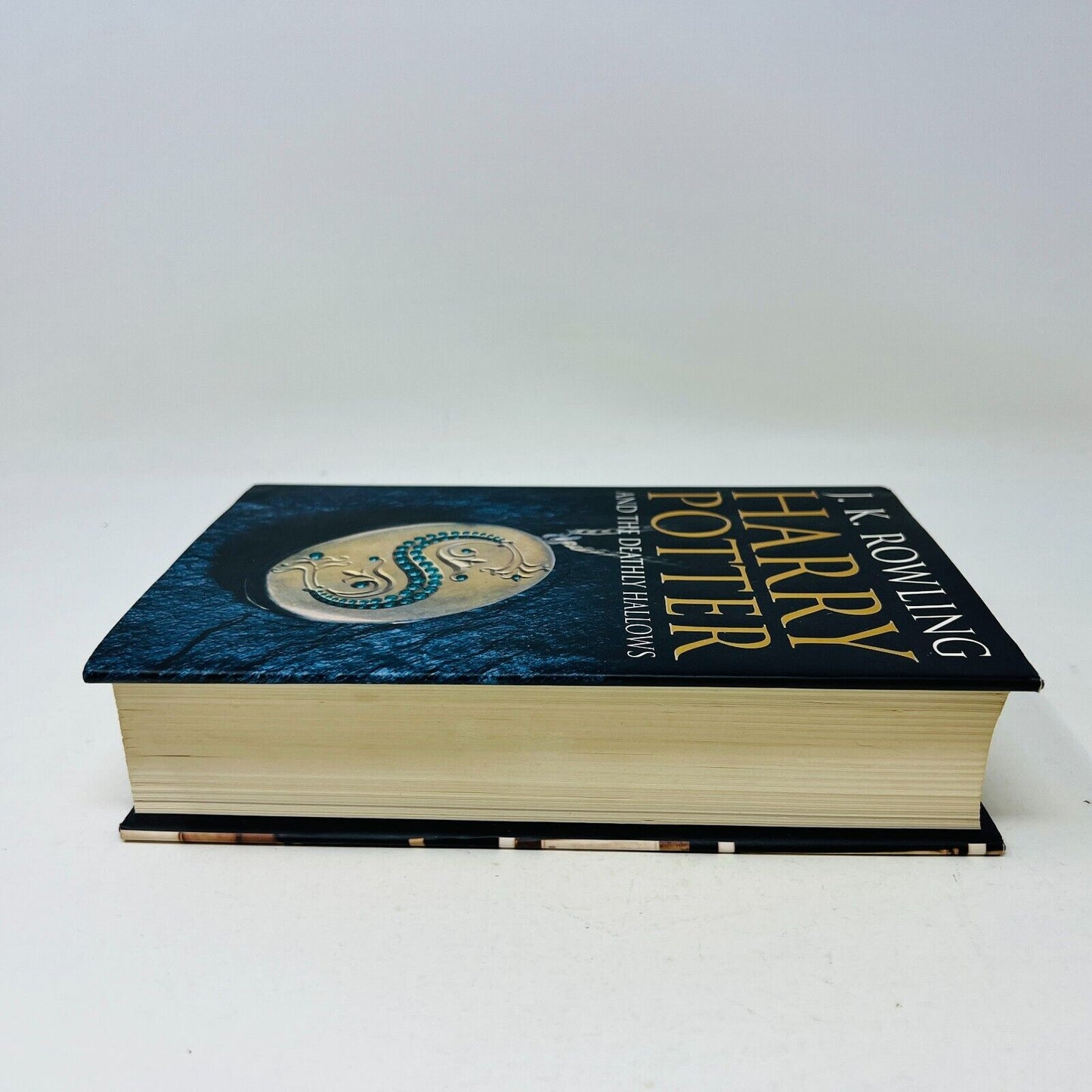 Harry Potter and the Deathly Hallows JK. Rowling Raincoast Black Cover 1st Print