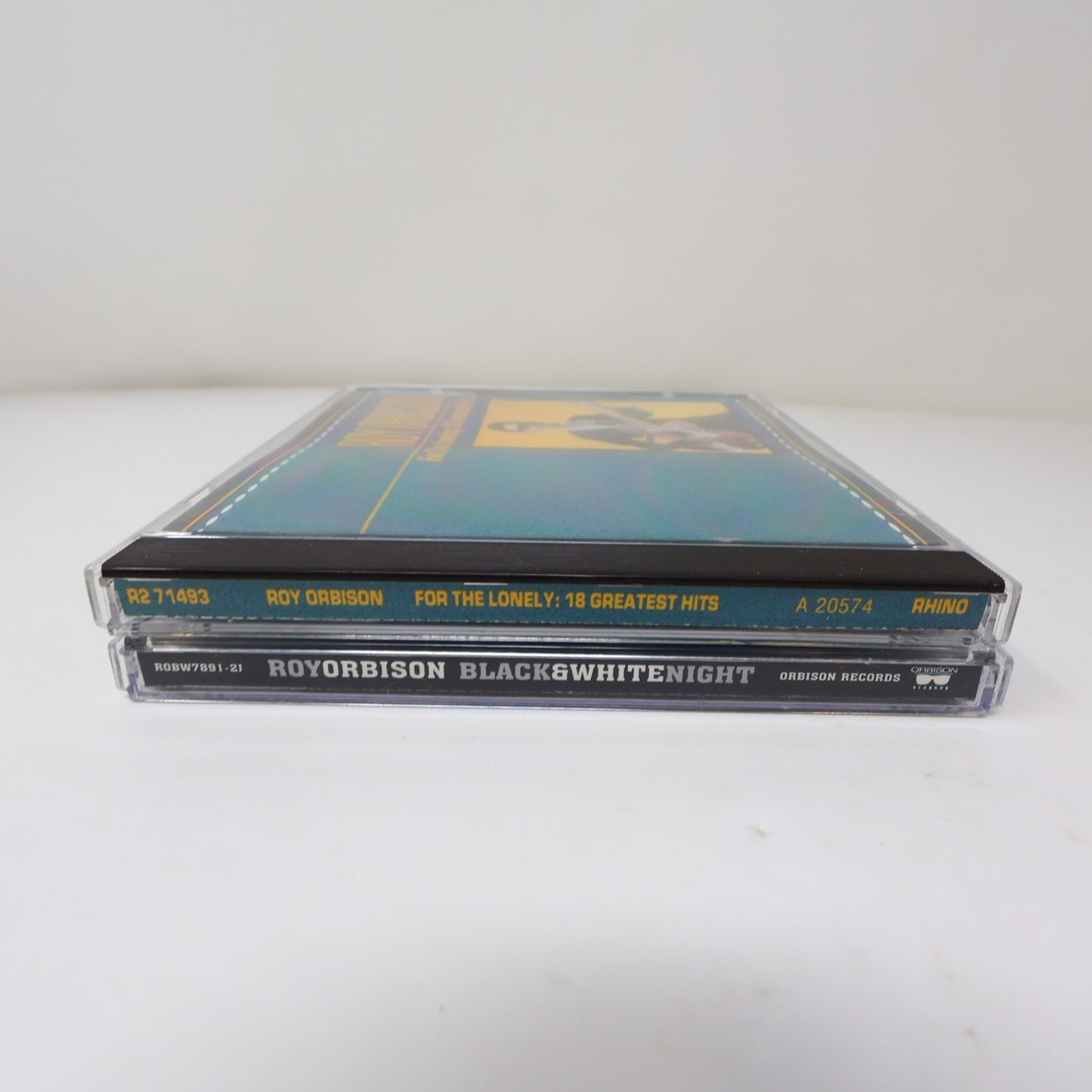 Roy Orbison 2 CDs Lot Black & White Night/For the Lonely 18 Greatest Hits Pop
