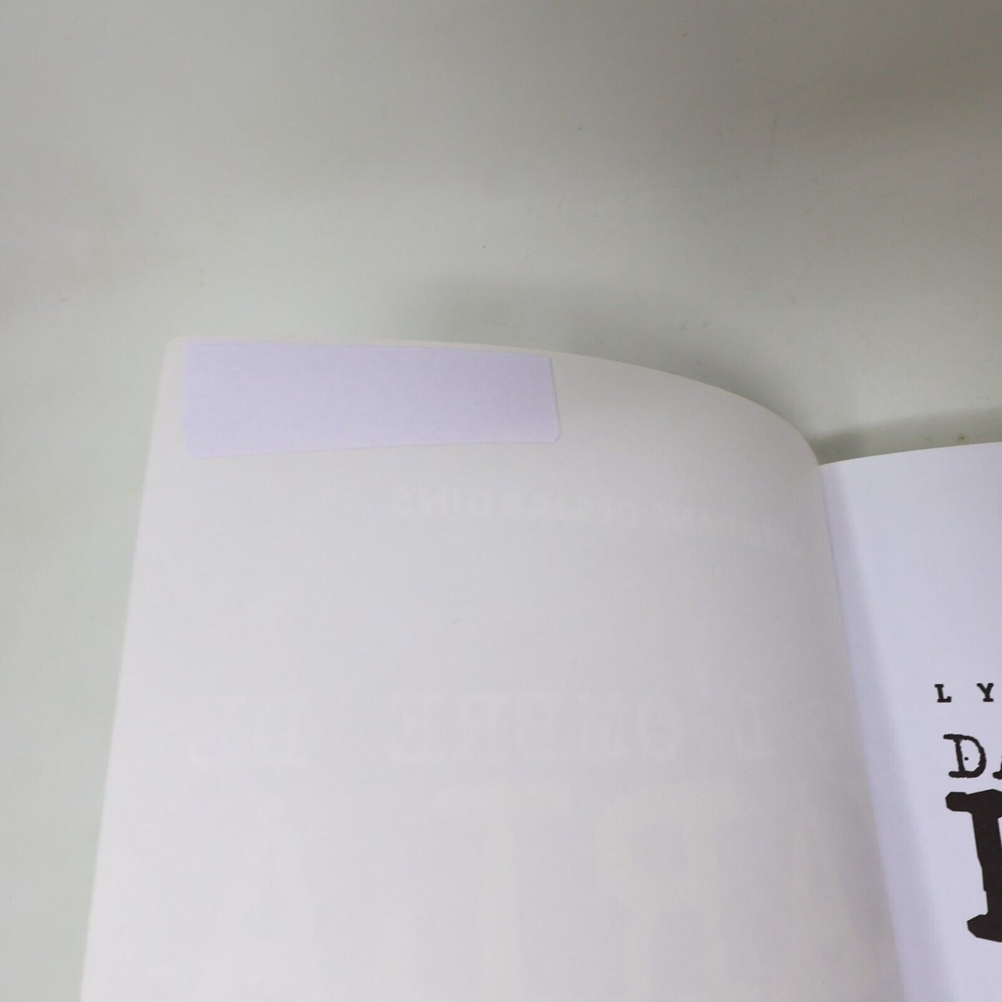 2005 Lynda Véronneau dans l'Ombre de Karla Christiane Desjardins Biographie PB