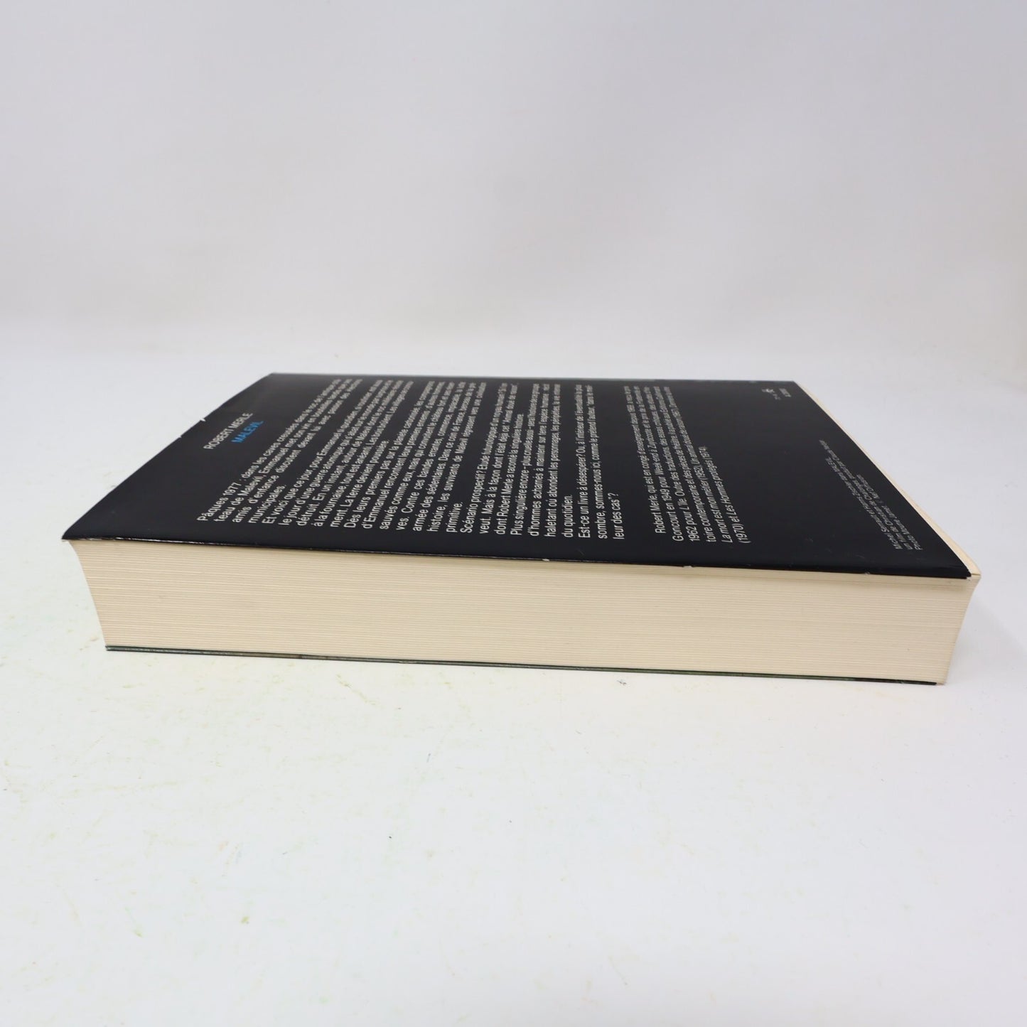 1972 Malevil Robert Merle Gallimard Science-Fiction Post-Apocalyptique Dystopie