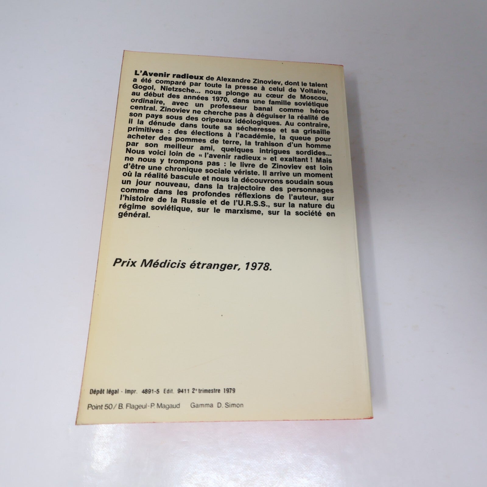 L'Avenir Radieux Aleksandr Zinoviev Poche 1979 Littérature Société Russie Livre
