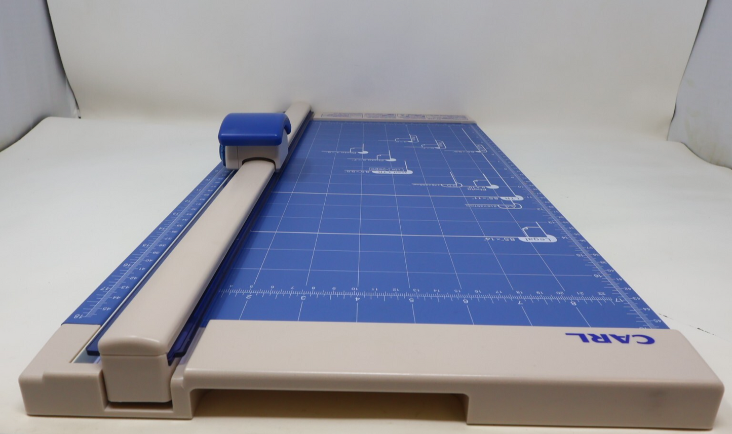 CARL Professional Rotary Paper Trimmer 18" RT-218 Used Damaged Box Massicot