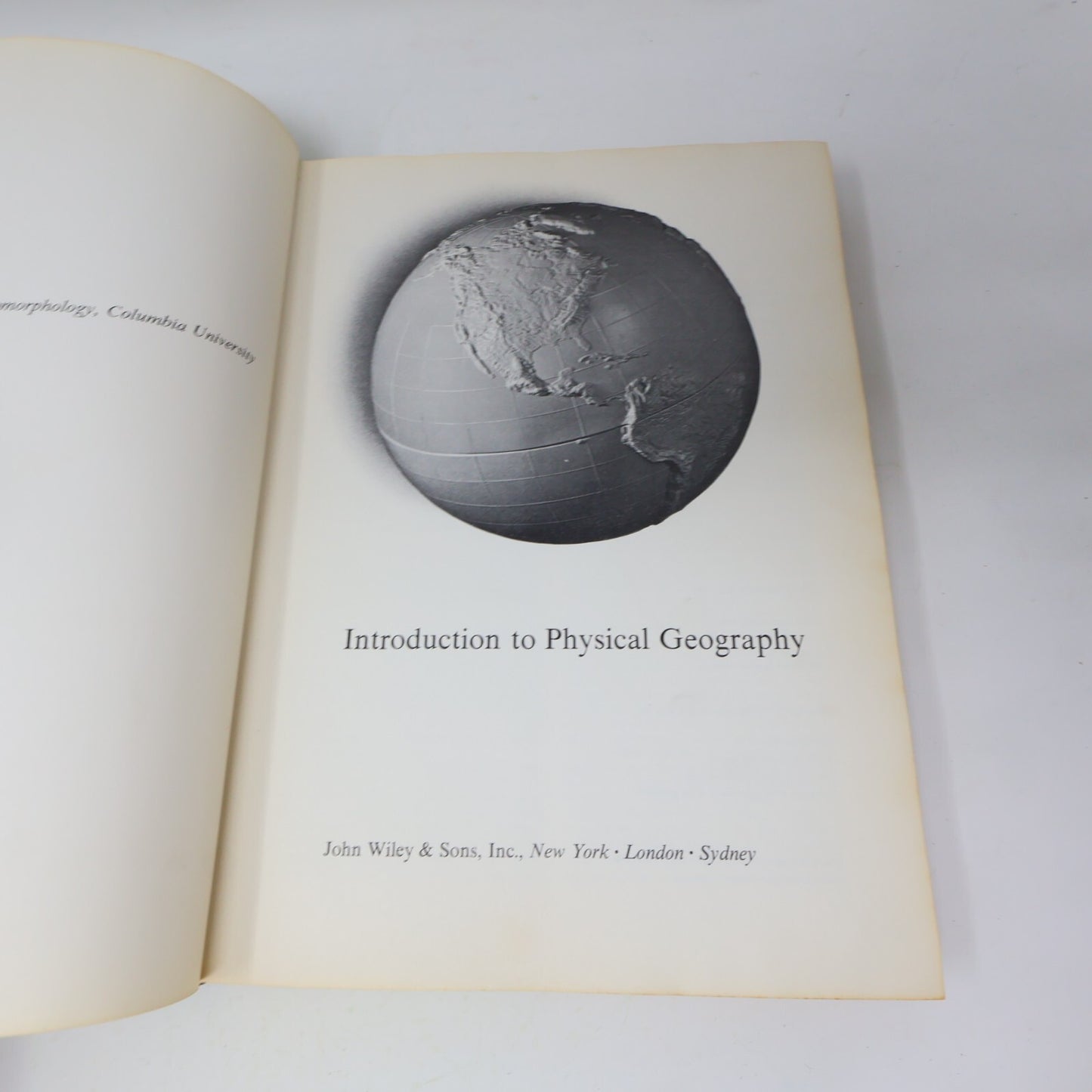 1967 Introduction to Physical Geography Arthur N. Strahler 6th Print Wiley 60s