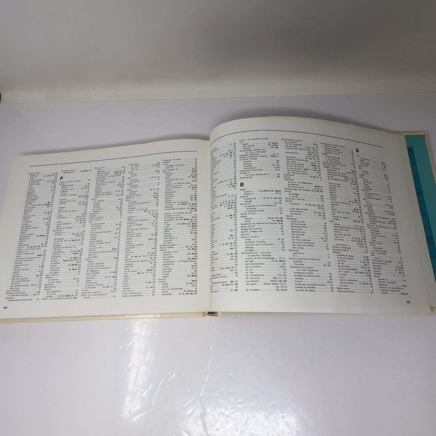 Guide de la Couture Pratique et Créative 1979 HC Reader's Digest Français Livre