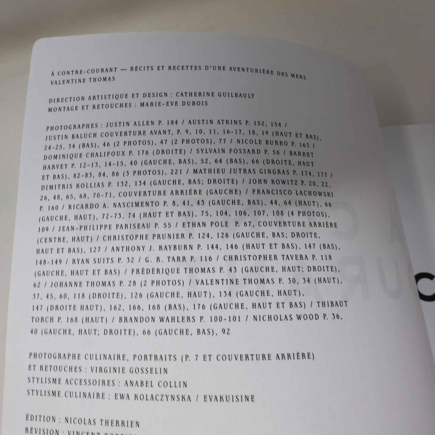 À Contre Courant Récits et Recettes d'une Aventurière des Mers Valentine Thomas