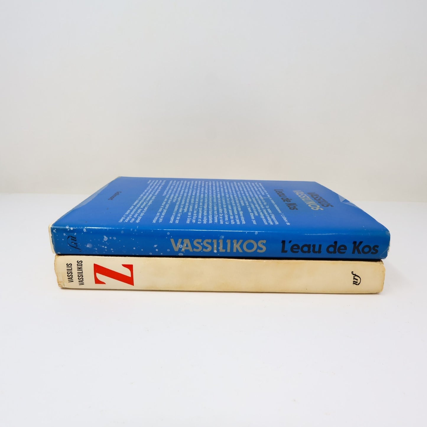 Vassilis Vassilikos Lot 2 Livres Gallimard/Nrf L'Eau de Kos/Z Fiction Historique