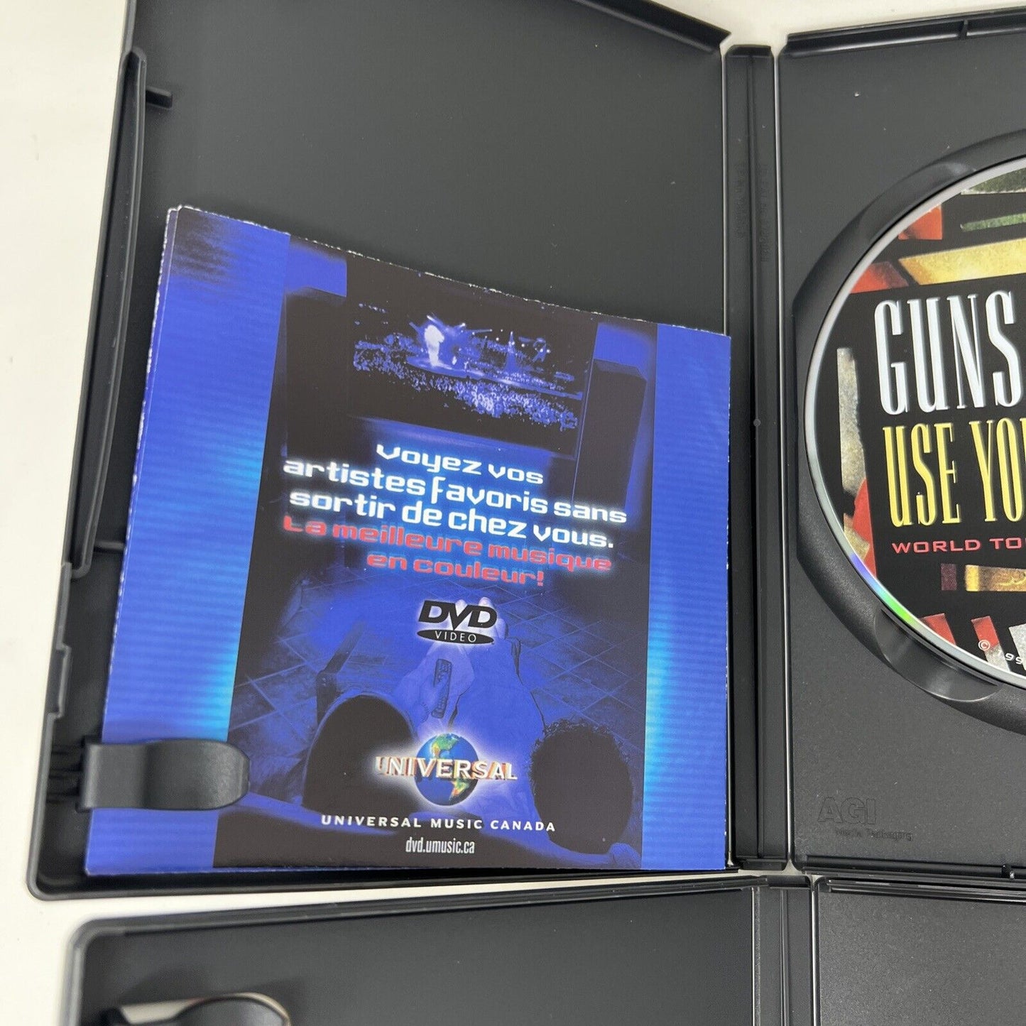 Use Your Illusion 1 & 2 World Tour 1992 in Tokyo by Guns N' Roses DVD Lot Tested