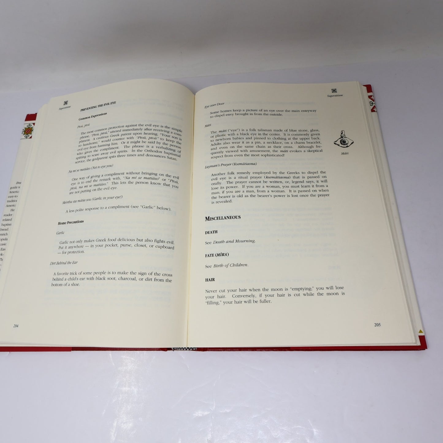 A Guide to Greek Traditions and Customs in America Marilyn Rouvelas 1995 HC DJ