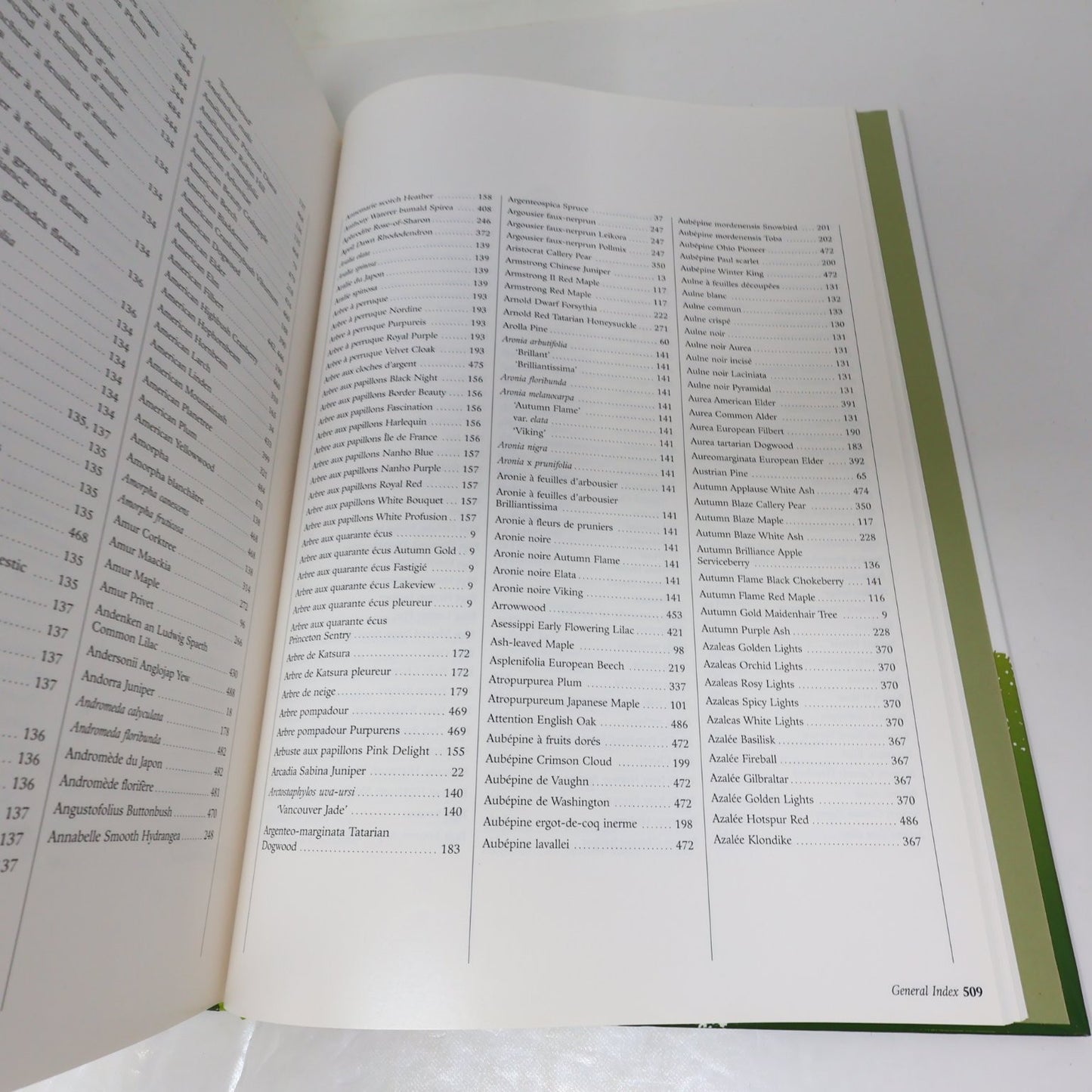 Guide to Ornamental Trees and Shrubs Hydro-Quebec 2005 3rd Ed Gardening Broquet