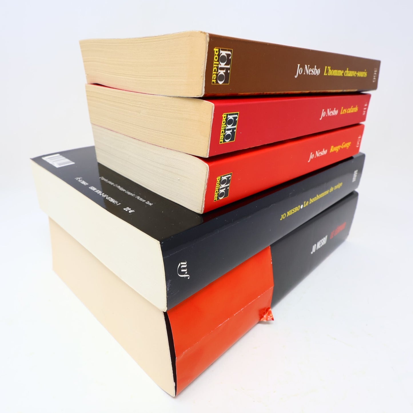 Jo Nesbø Lot 5 Livres Léopard/Rouge-Gorge/Cafards/Bonhomme de Neige Français PB