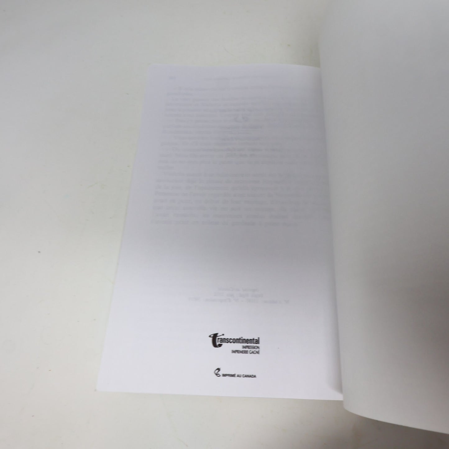 Chrystine Brouillet Lot 8 Livres Marie Laflamme/Le Collectionneur/Chère Voisine