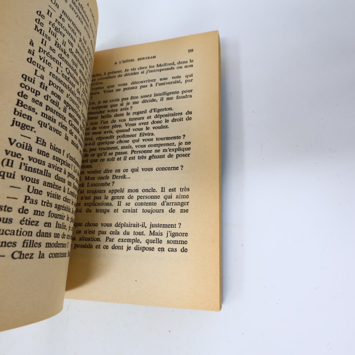 Agatha Christie Lot 33 Livres Club des Masques Hercule Poirot Crime et Mystère