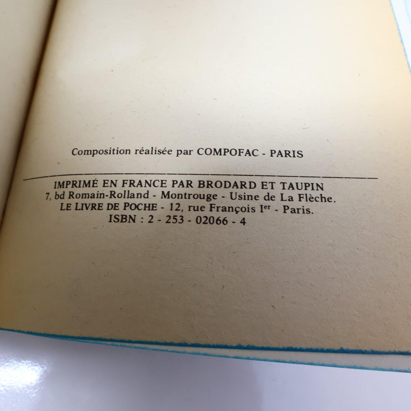 Pierre Schoendoerffer Lot 2 Livres Poche Le Crabe-Tambour/L'Adieu au Roi Roman