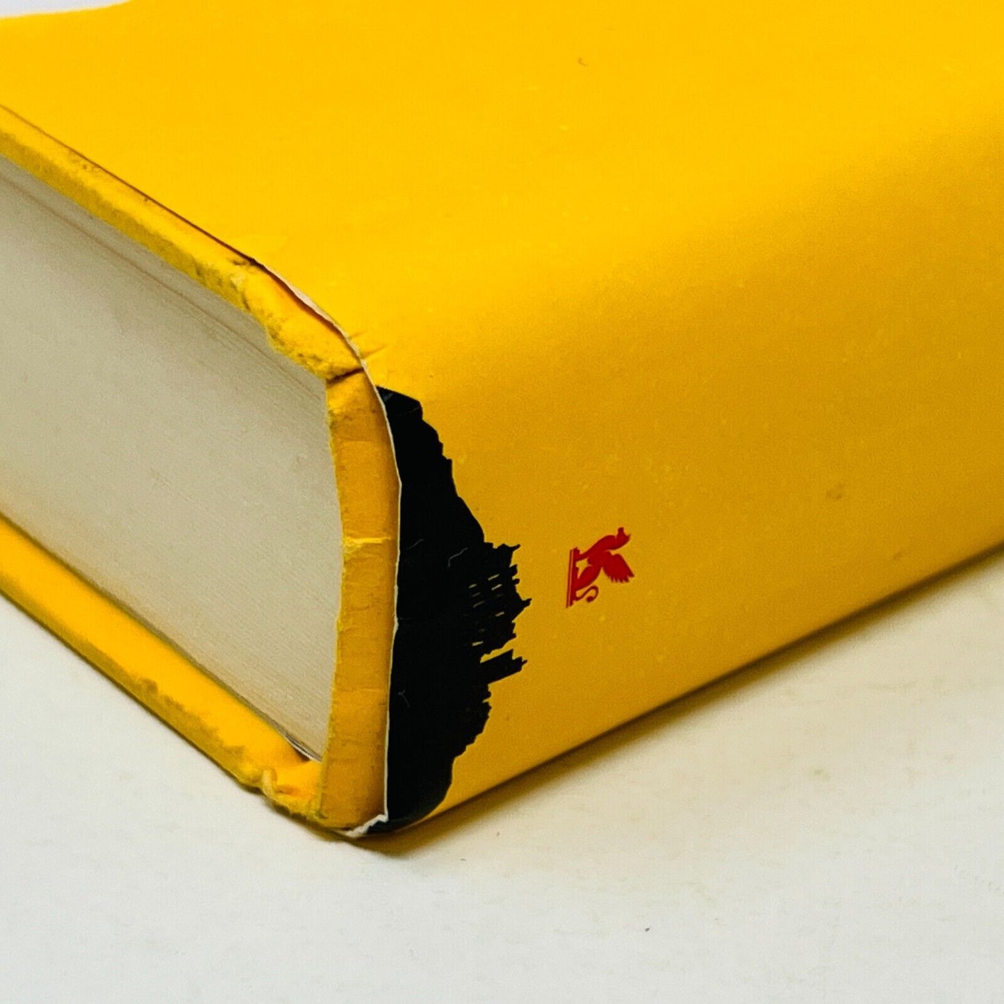 2015 Carry On by Rainbow Rowell Signed First Edition/Print Hardcover Dust Jacket