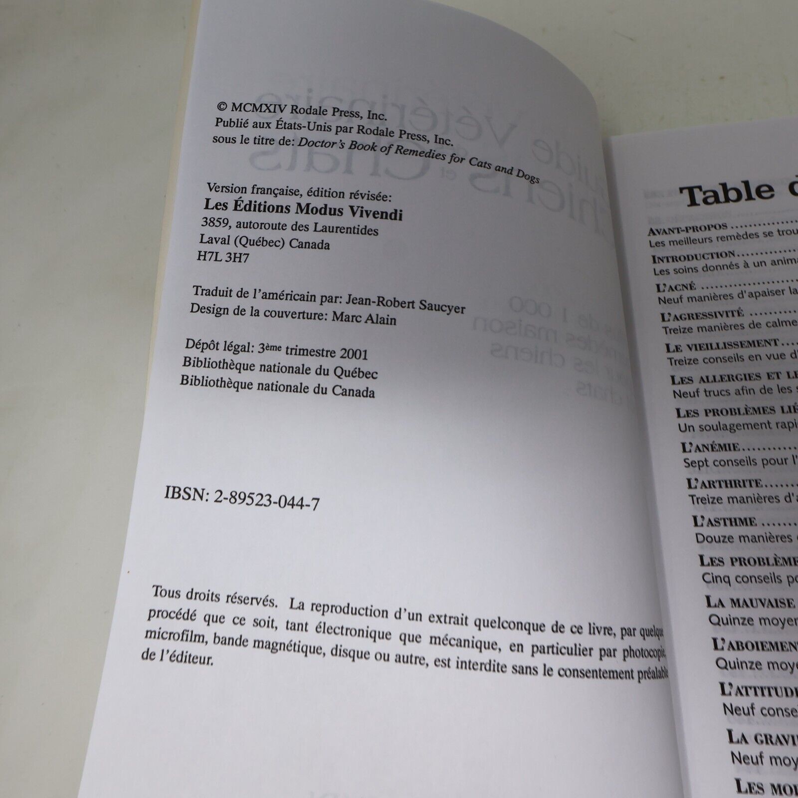 2001 Guide Vétérinaire des Chiens et Chats Plus de 1000 Remèdes Maison Animaux