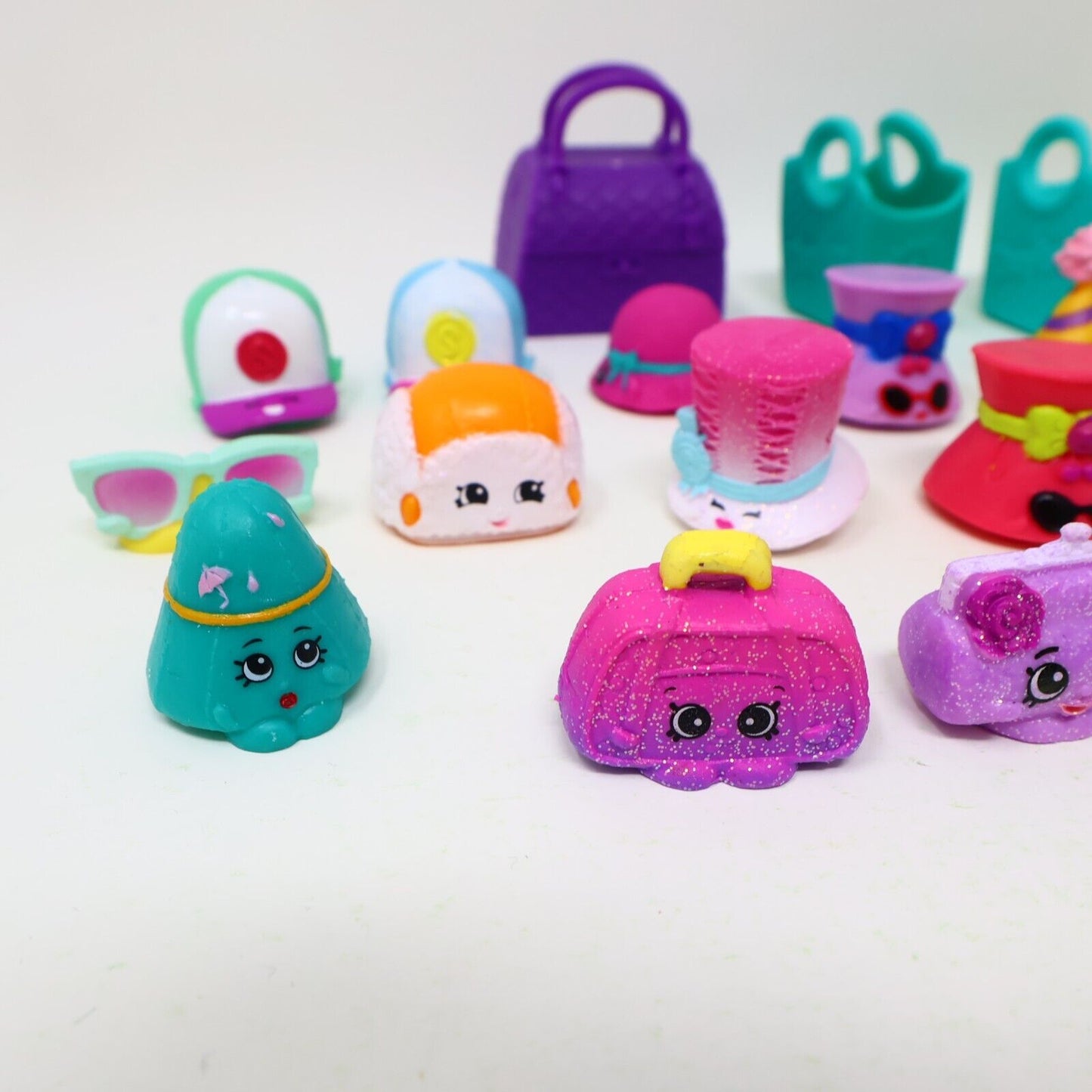 Lot of 21 Shopkins Figures Toys Mixed Sun Glasses Hat Hands Bag Baskets Moose