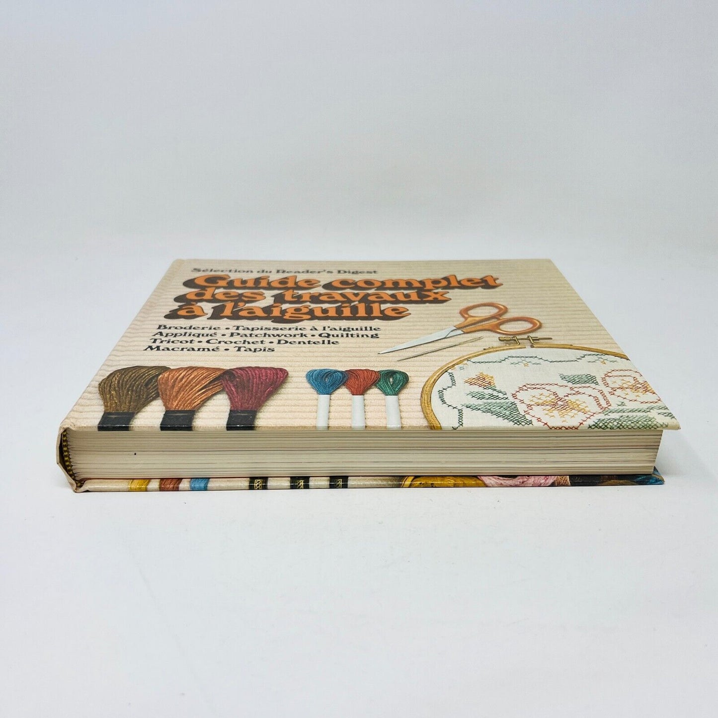 1981 Guide Complet des Travaux à l'Aiguille Couture Sélection du Reader's Digest