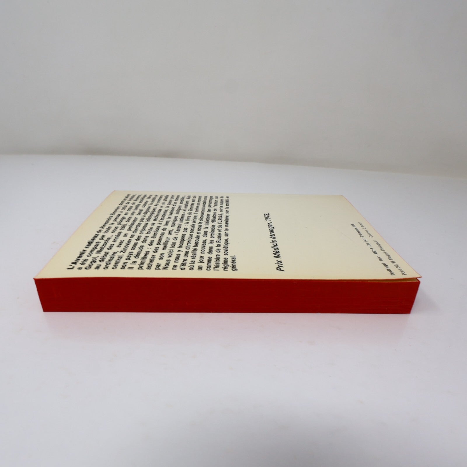 L'Avenir Radieux Aleksandr Zinoviev Poche 1979 Littérature Société Russie Livre