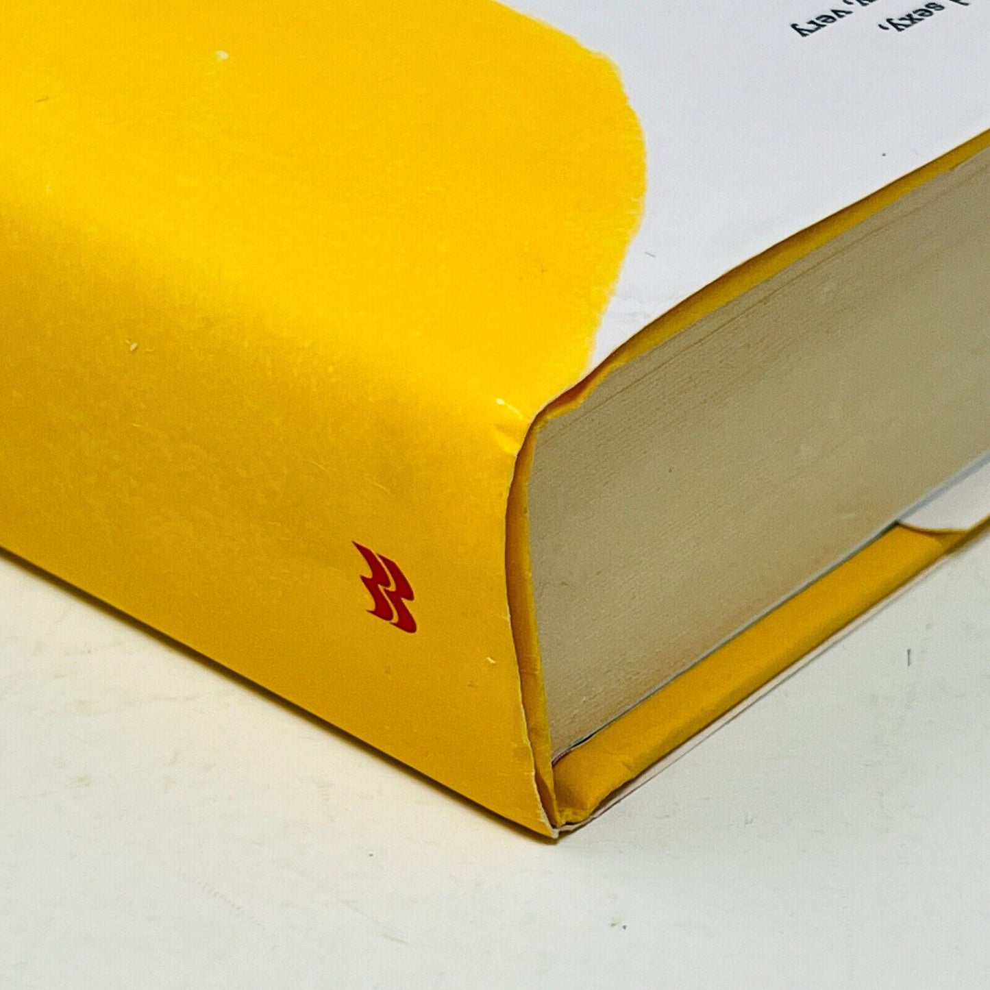 2015 Carry On by Rainbow Rowell Signed First Edition/Print Hardcover Dust Jacket