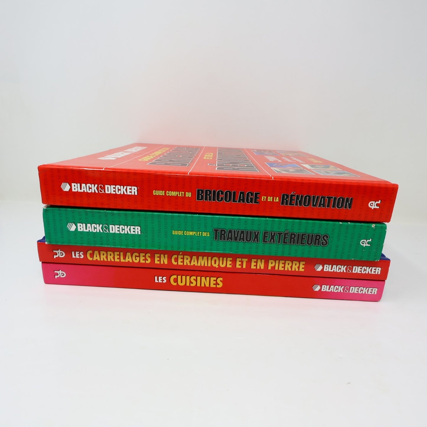 Guide Complet Black & Decker Lot Bricolage/Rénovation/Travaux Extérieurs/Cuisine