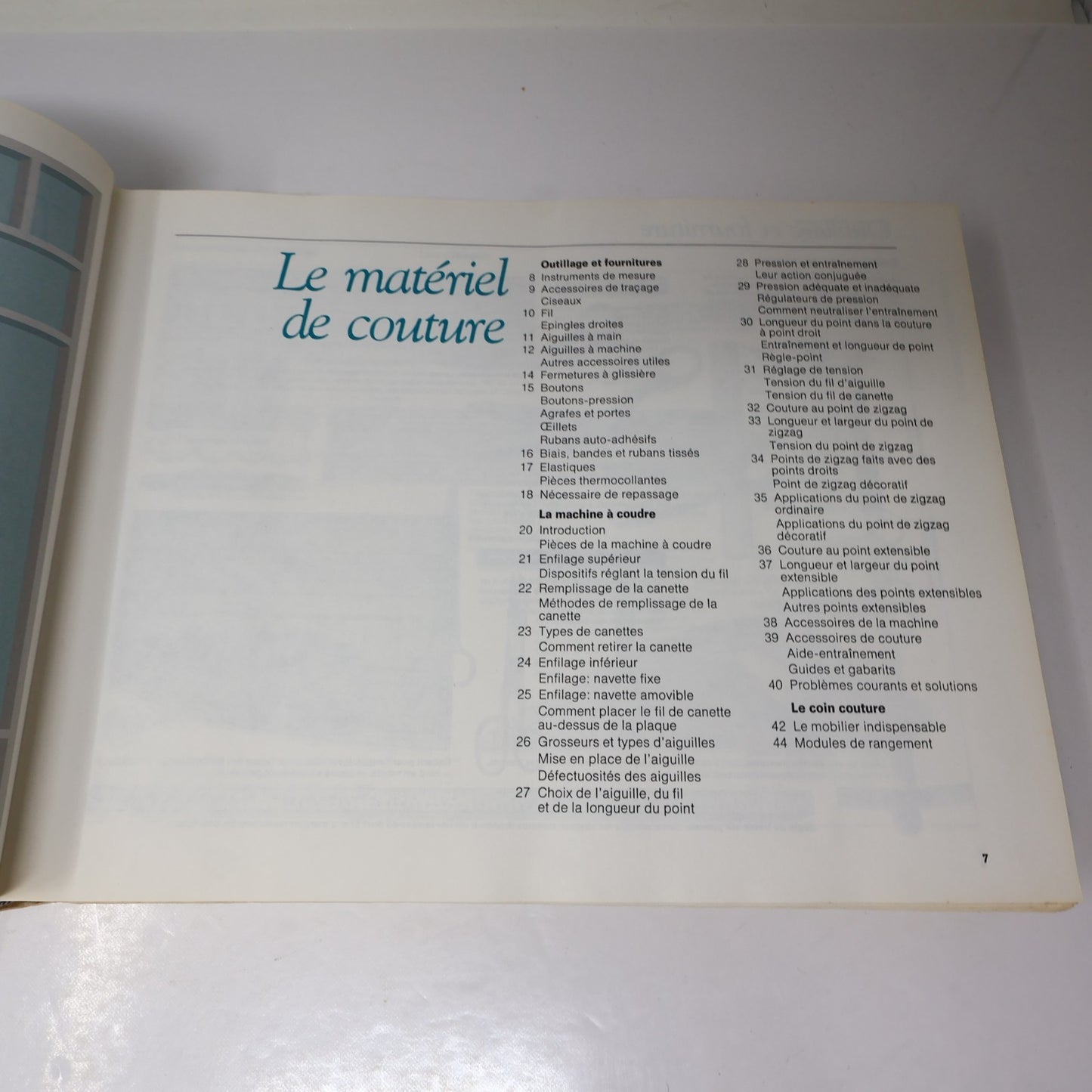 Guide de la Couture Pratique et Créative 1979 HC Reader's Digest Français Livre
