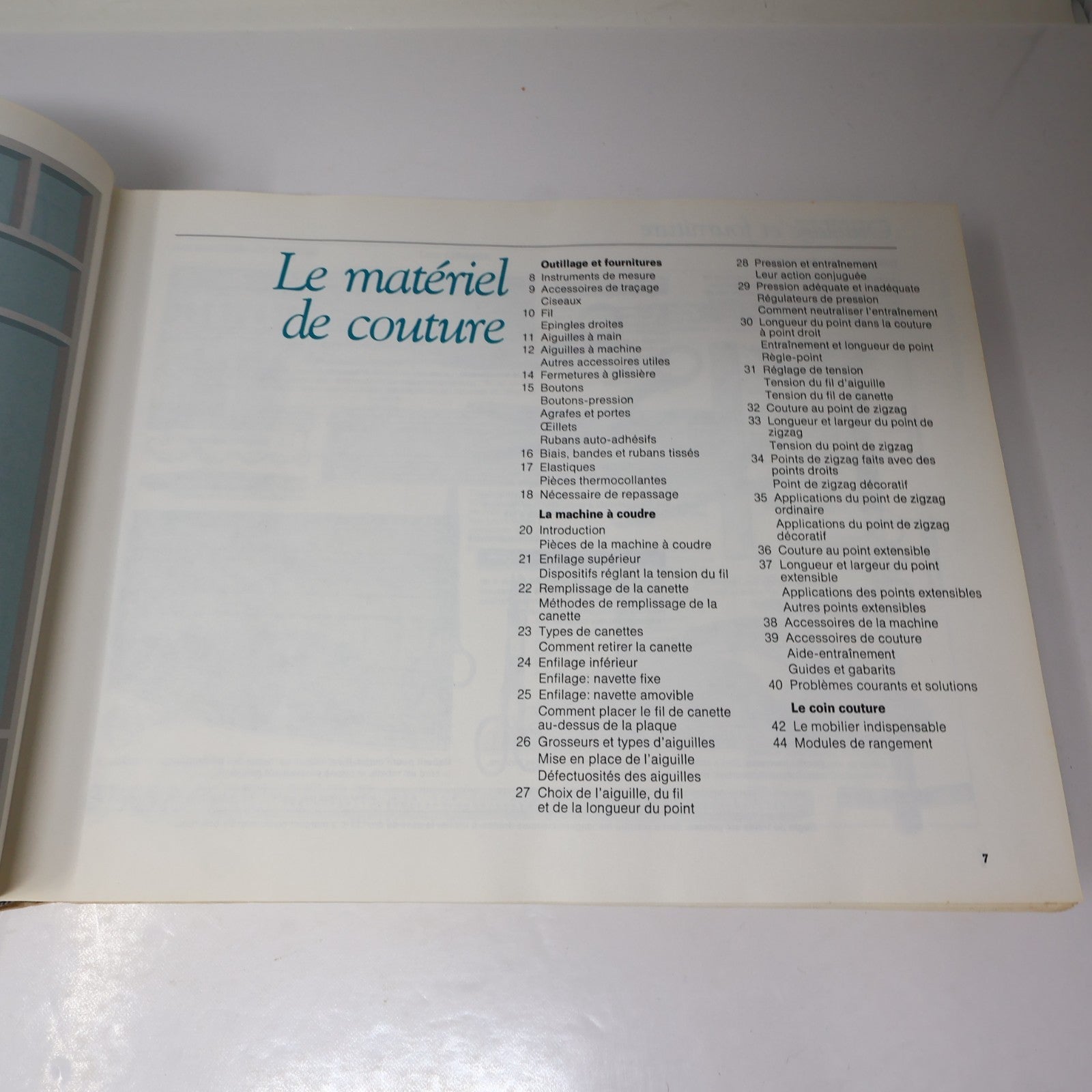 Guide de la Couture Pratique et Créative 1979 HC Reader's Digest Français Livre