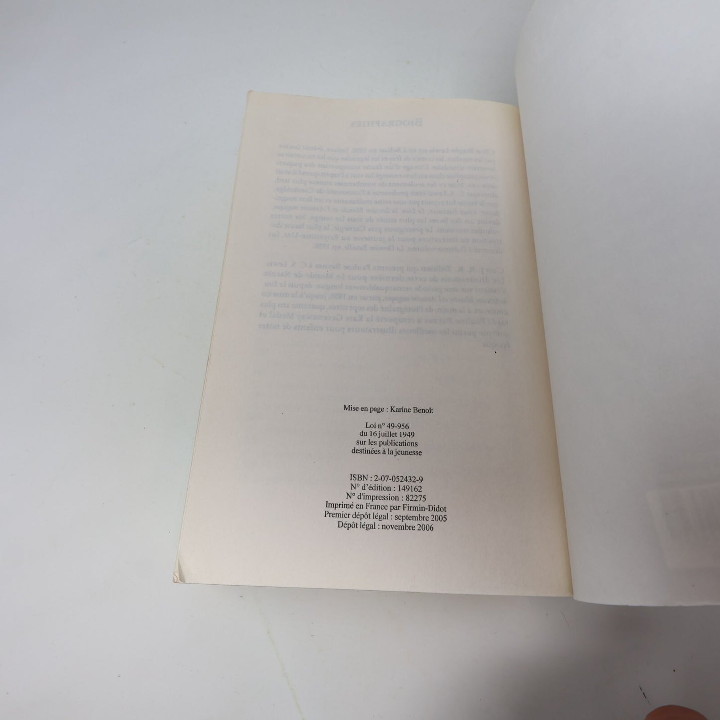 2006 Le Monde de Narnia C.S. Lewis Fantasy Fantastique Omnibus Illustré Français