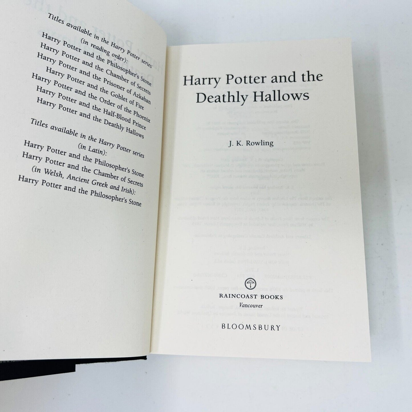 Harry Potter and the Deathly Hallows JK. Rowling Raincoast Black Cover 1st Print