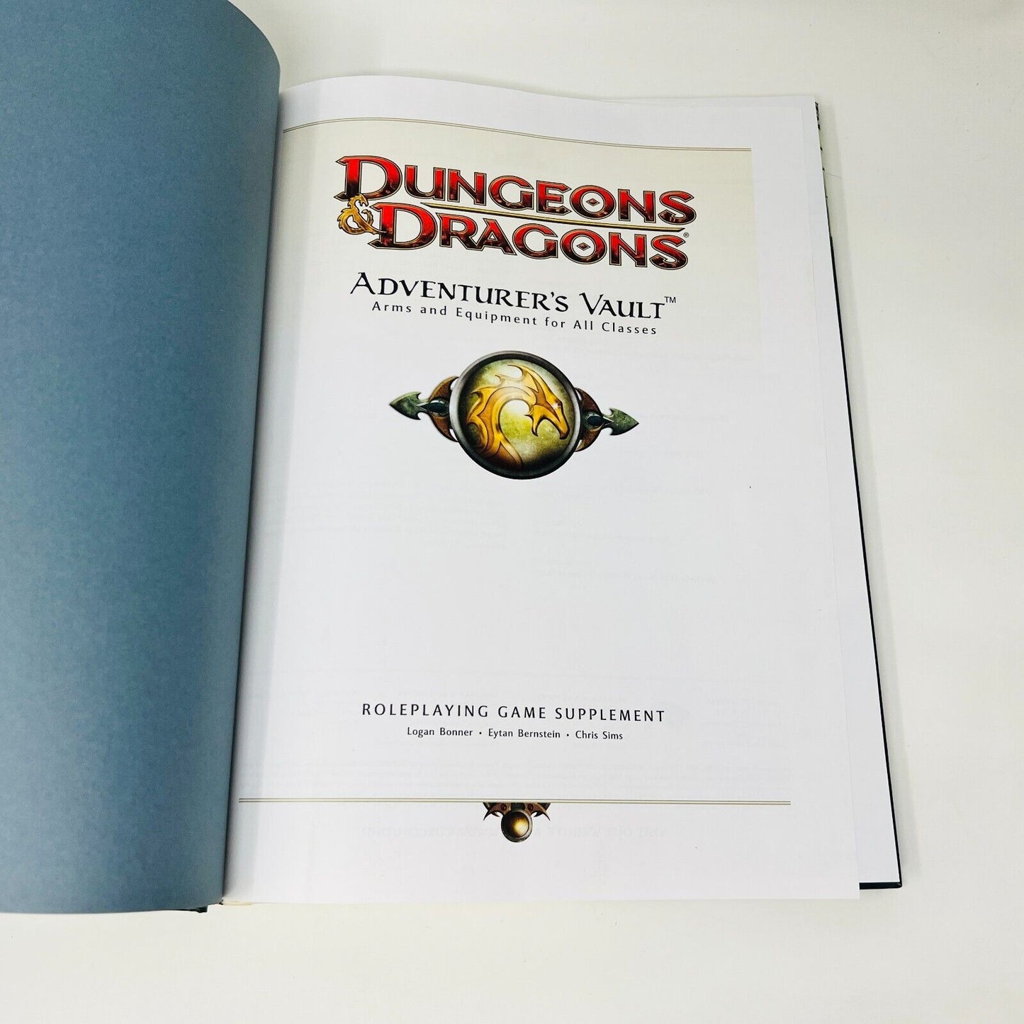 Adventurer's Vault Arms and Equipment for All Classes 4th Dungeons & Dragons D&D