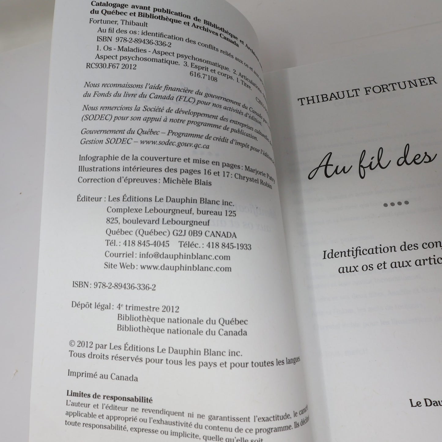 Au Fil des Os Fortuner Thibault Dauphin Blanc 2012 PB Français French Paperback