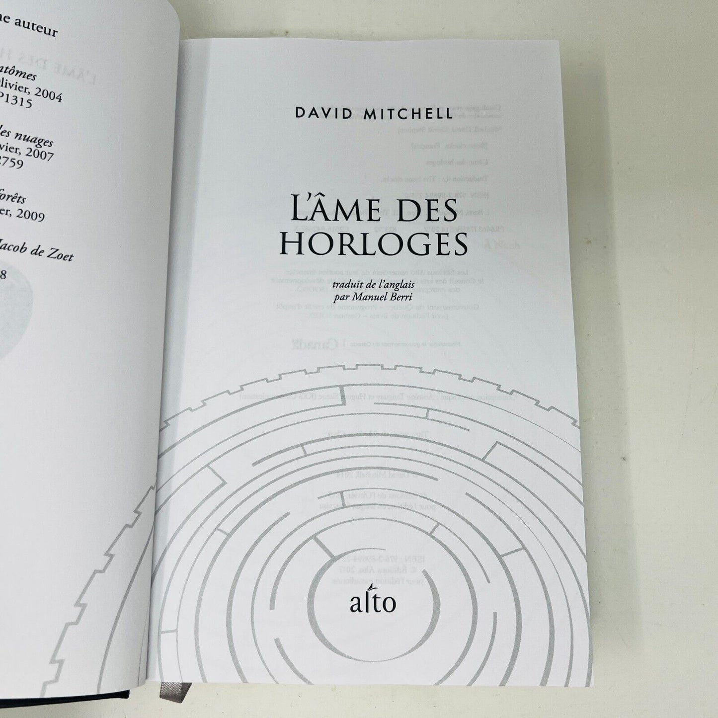 2017 L'Âme des Horloges de David Mitchell en Français Alto Bone Clocks in French