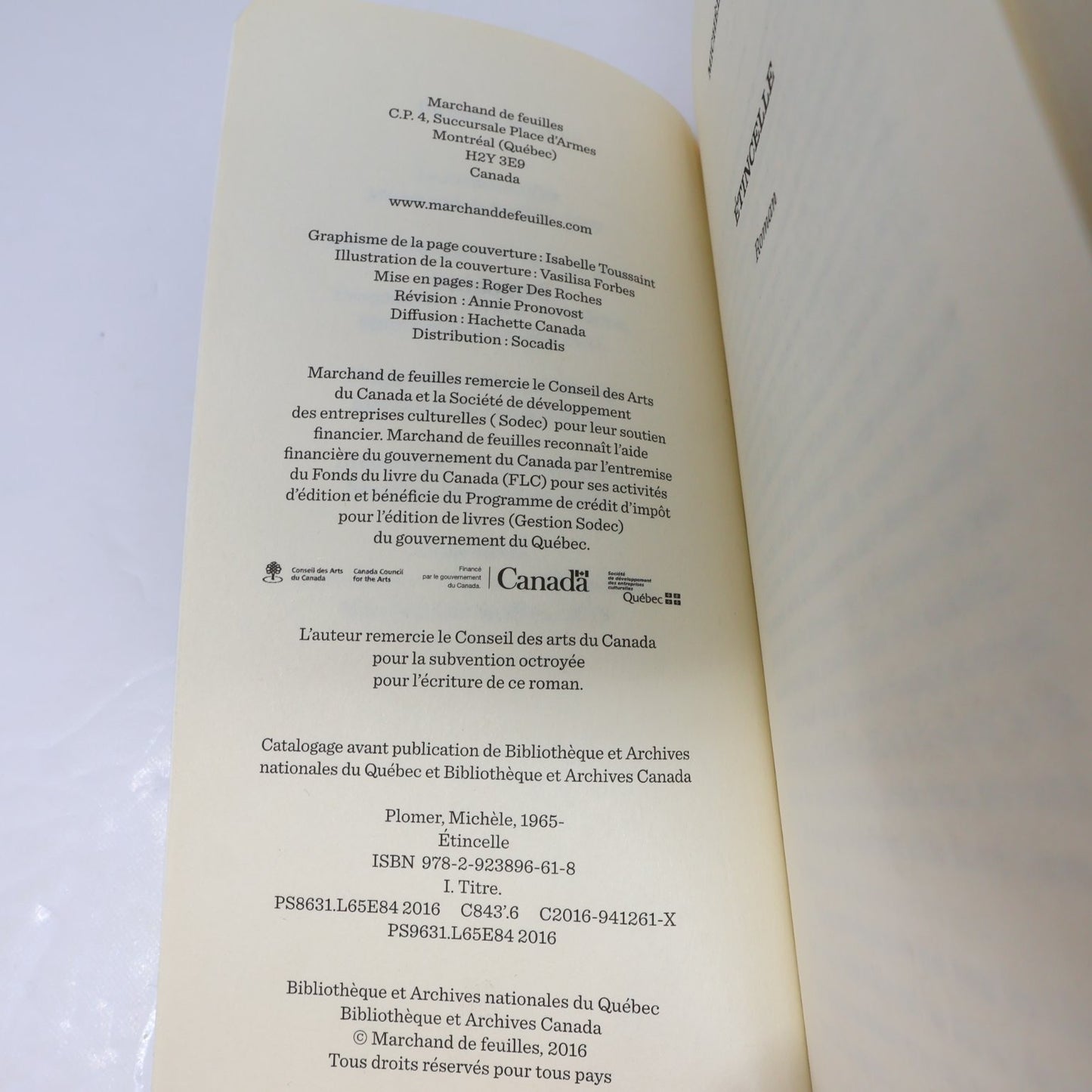 Étincelle Michèle Plomer 2016 Français Livre Edition Marchand de Feuilles