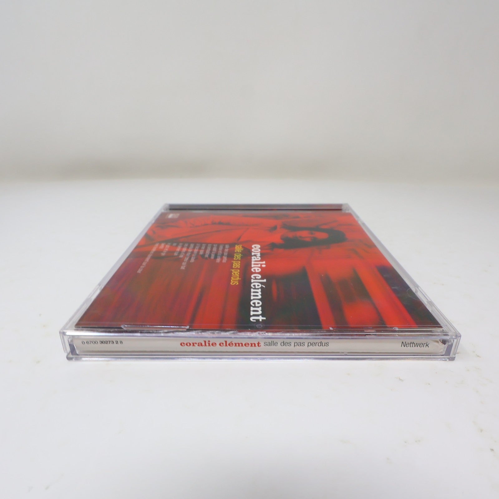 Salle des pas Perdus CD Coralie Clément Nettwerk 2002 Pop 0 6700 30273 2 8 2000s