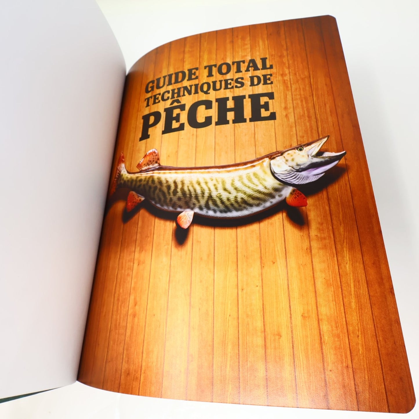 Guide Total Techniques de Pêche Joe Cermele 2014 en Français/French Fishing