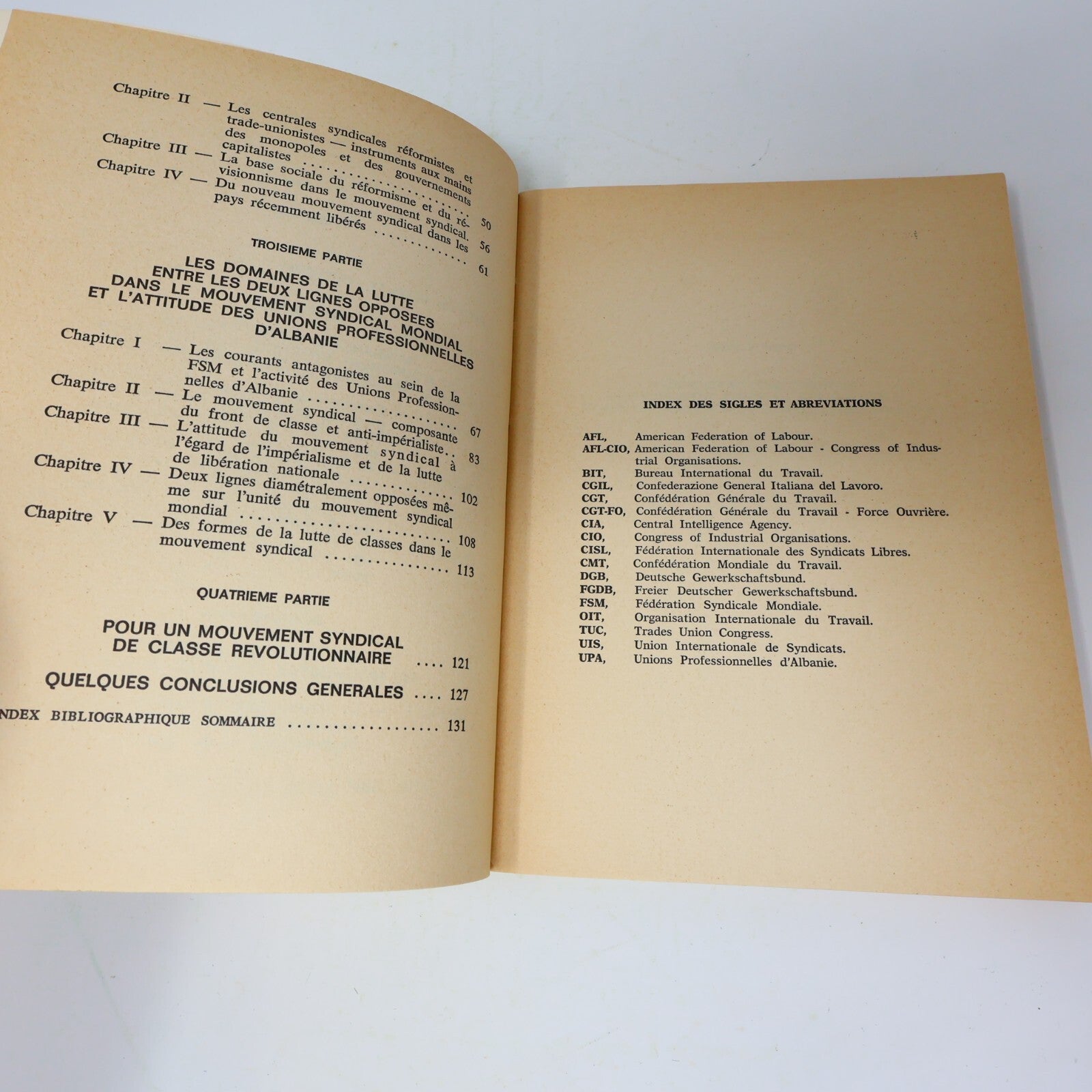 1974 Deux Lignes Opposées dans le Mouvement Syndical Mondial Filip Kota Nbe 70s