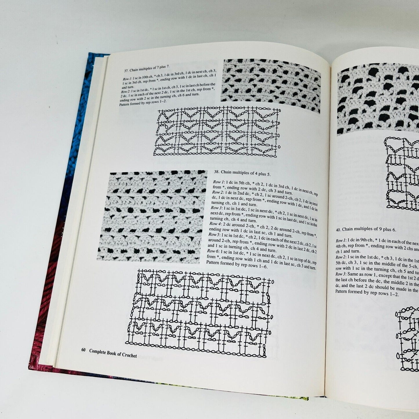1985 Complete Book of Crochet Stitch-Designs by Linda P. Schapper HC Patterns