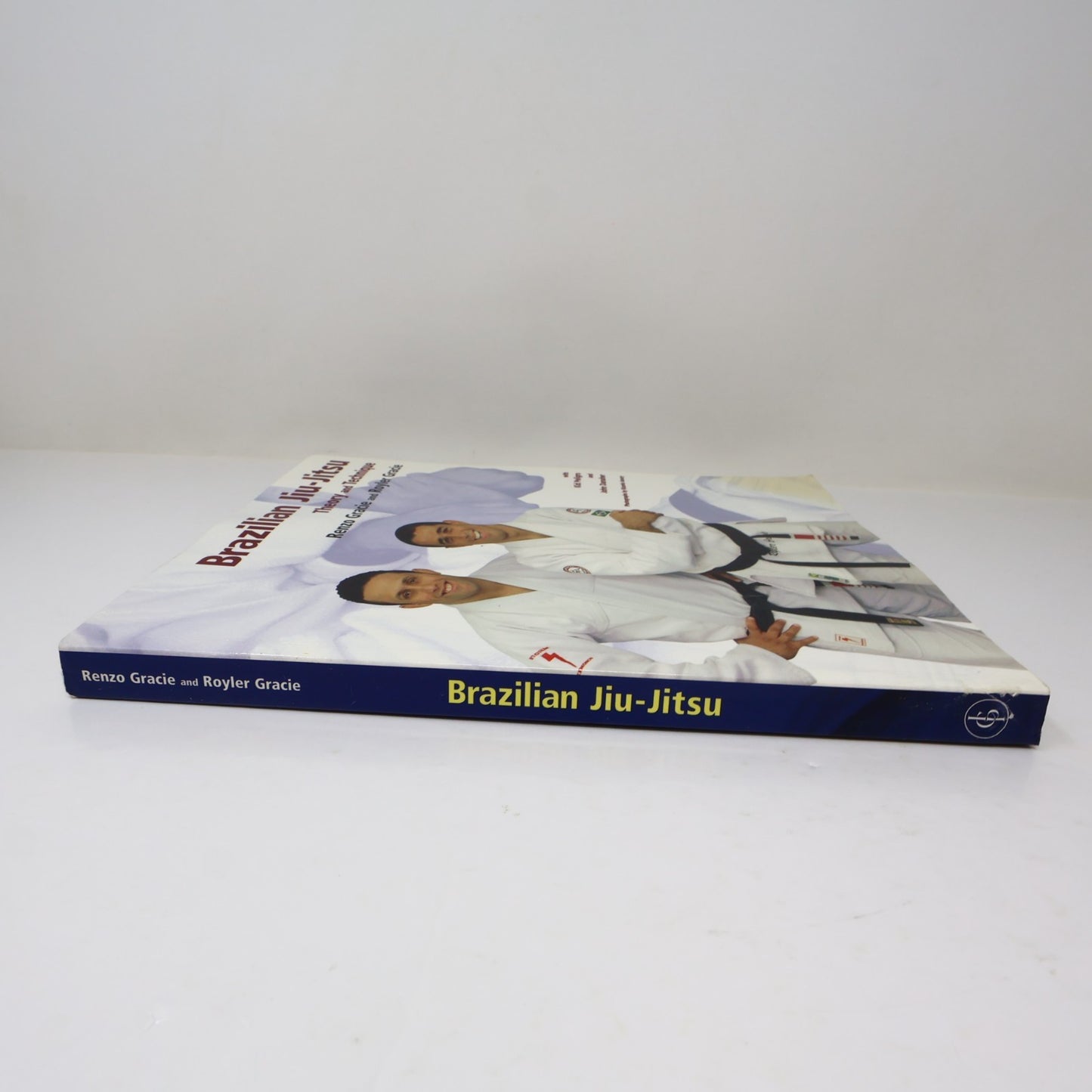 Brazilian Jiu-Jitsu Theory & Technique Renzo & Royler Gracie 2001 PB Sport Book