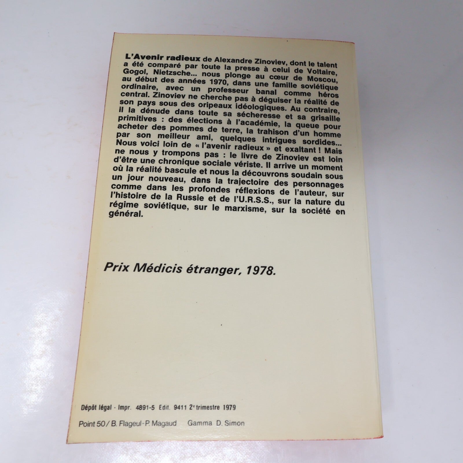 L'Avenir Radieux Aleksandr Zinoviev Poche 1979 Littérature Société Russie Livre