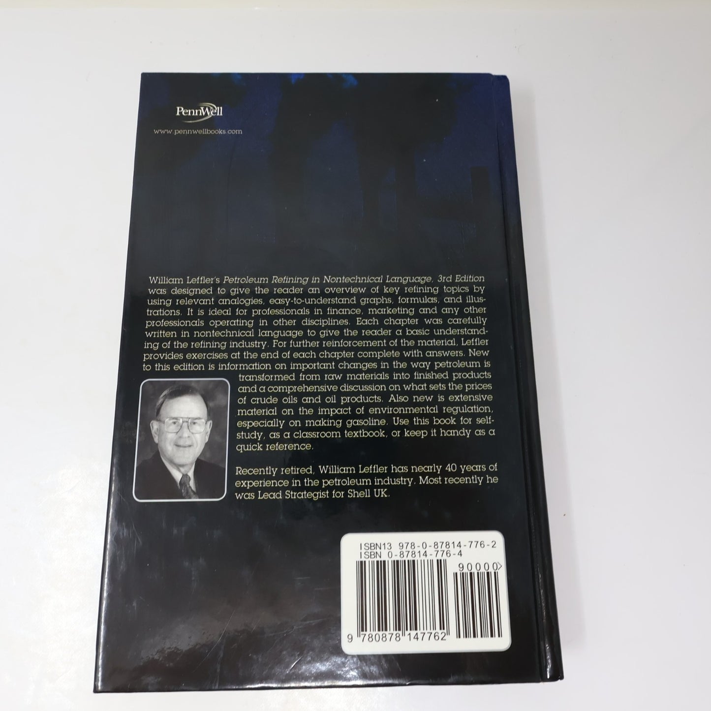 Petroleum Refining in Nontechnical Language William L. Leffler Pennwell Books HC