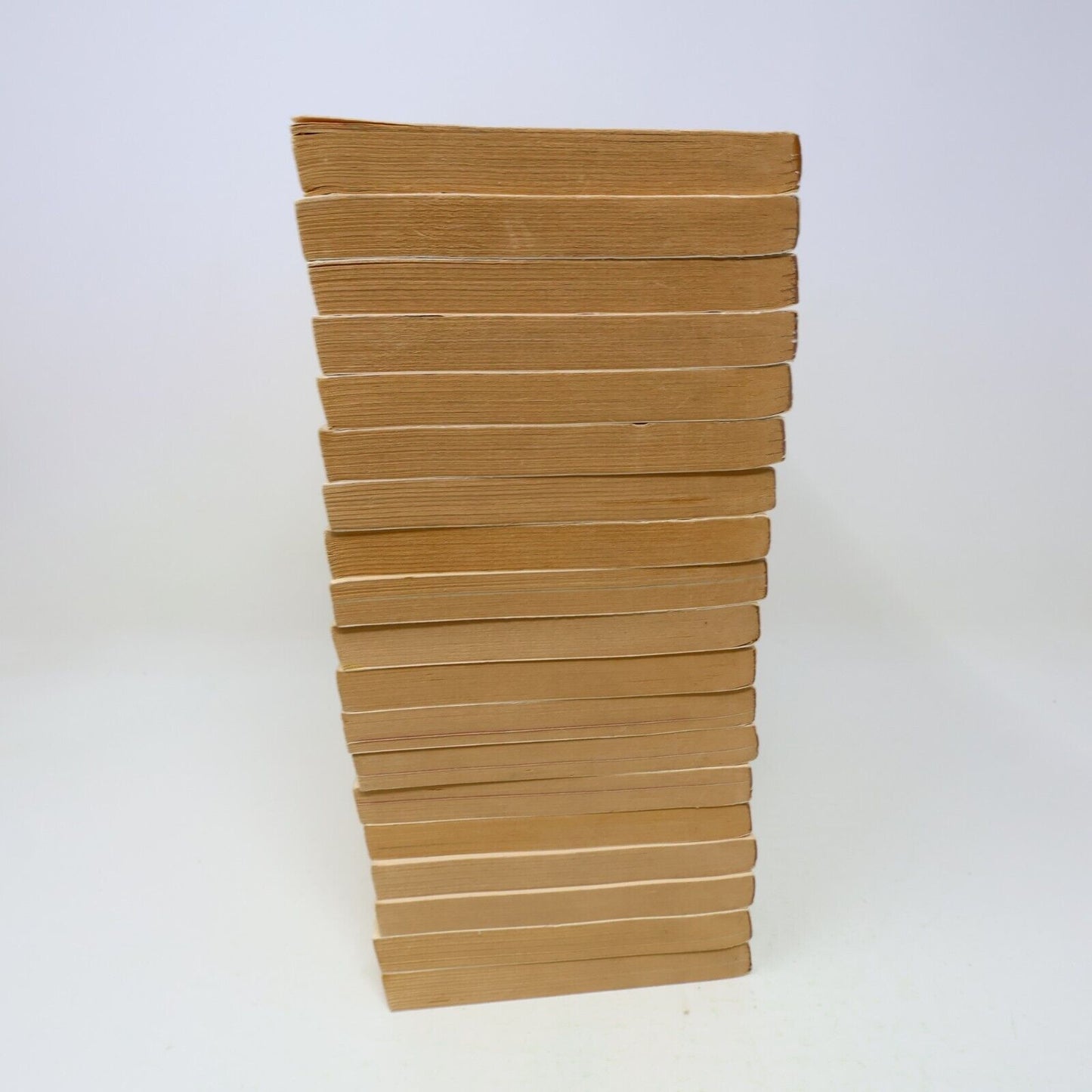 Lot 19 Livres Collection Harlequin Romance Amour Vintage Français French 80s HC