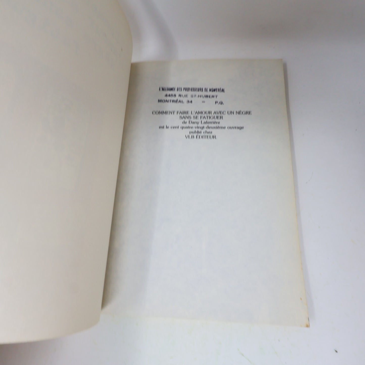 Dany Laferrière Lot 2 Livres Comment Faire l'Amour à Un/Chair du Maître Roman PB