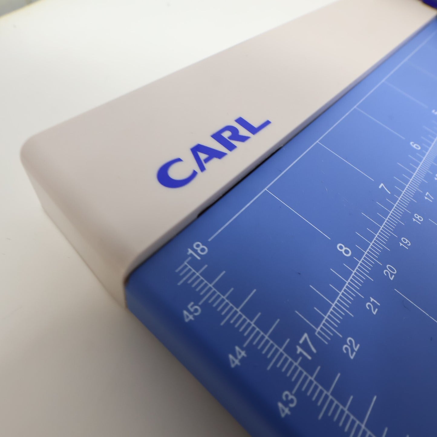 CARL Professional Rotary Paper Trimmer 18" RT-218 Used Damaged Box Massicot
