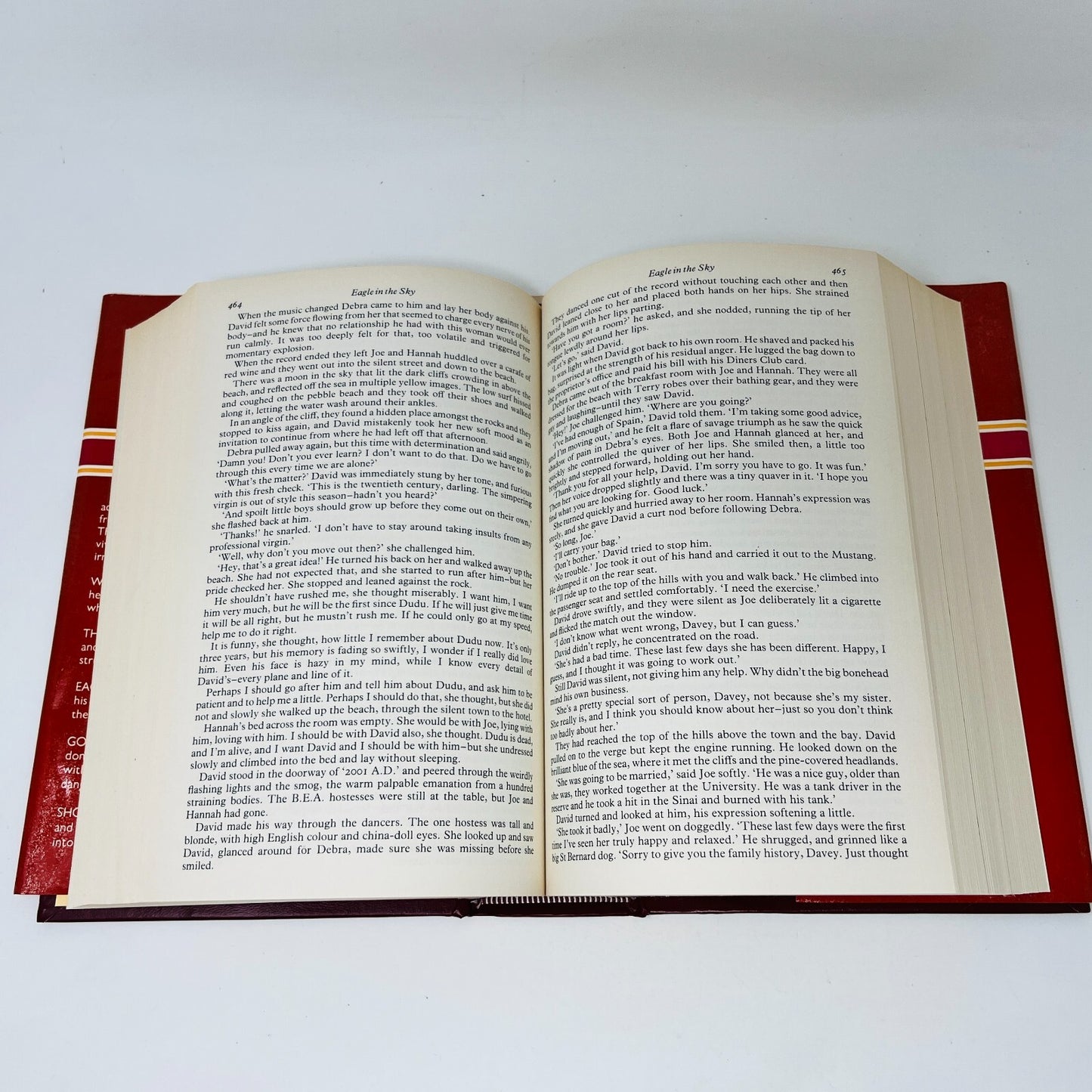 Wilbur Smith Omnibus Book When The Lion Feeds/Diamond Hunters Hardcover DJ 1984