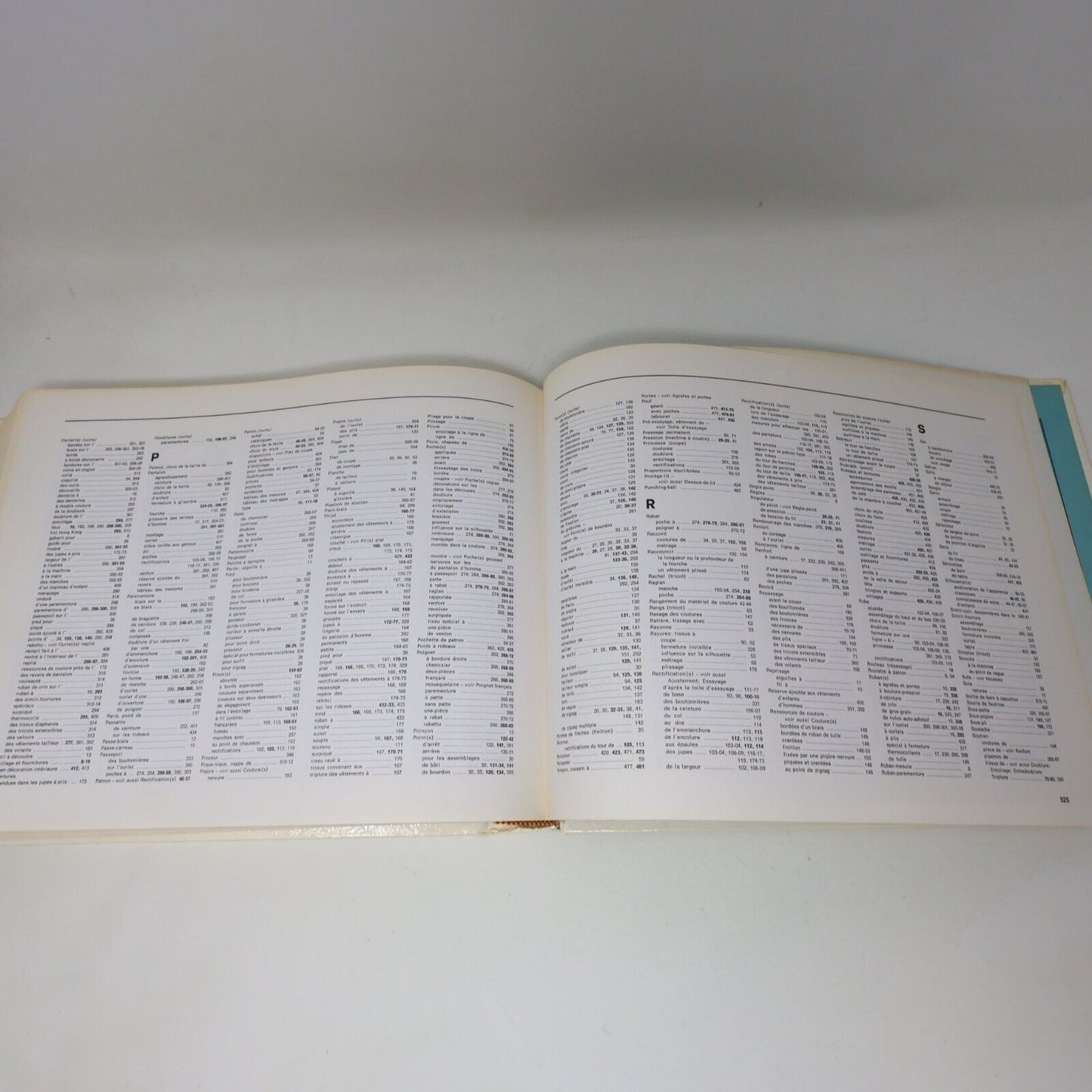 1976 Guide de la Couture Pratique et Créative Reader's Digest Français Hardcover