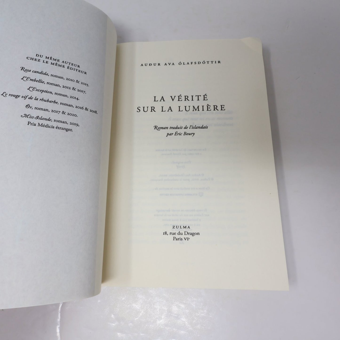 La vérité sur la lumière Audur Ava Ólafsdóttir 2021 Français/French Edition